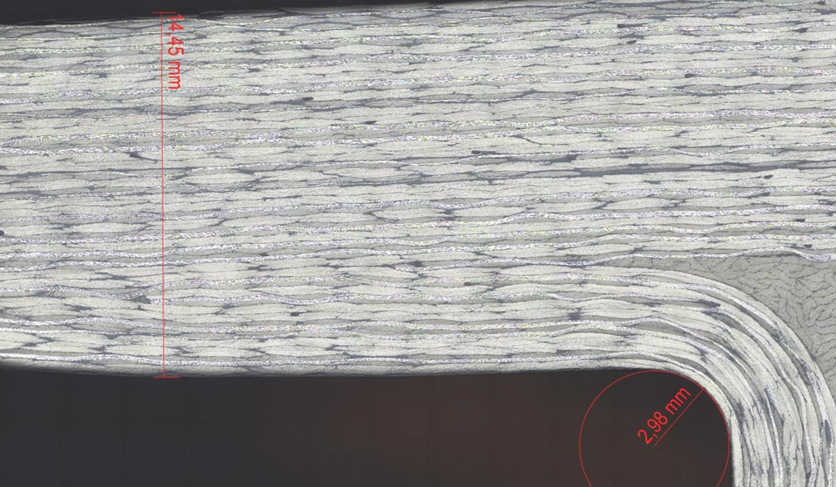 Metallographic analysis of CFRP components for quality assurance
