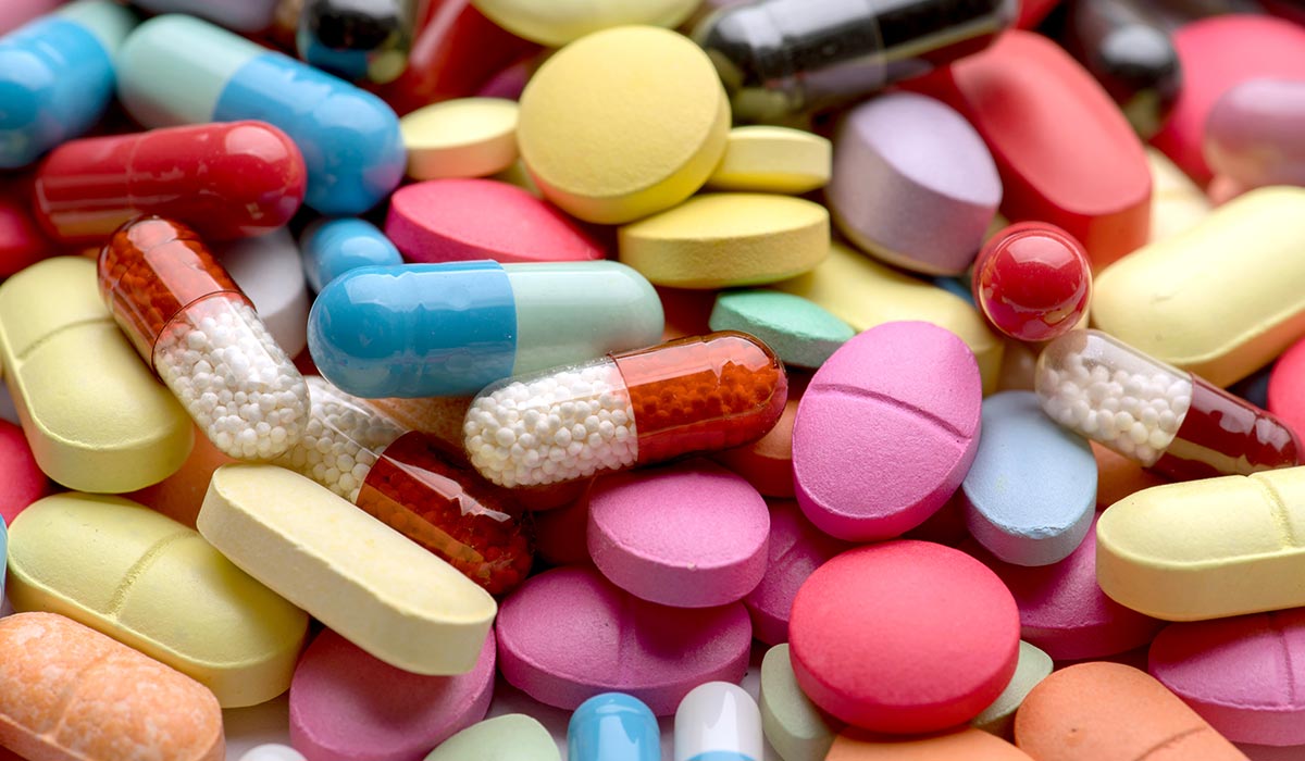 Qualitätssicherung für die Medizintechnik und Pharmaindistrie - Untersuchung von Tabletten, Dragees, Pflastern und flüssigen Arzneimitteln